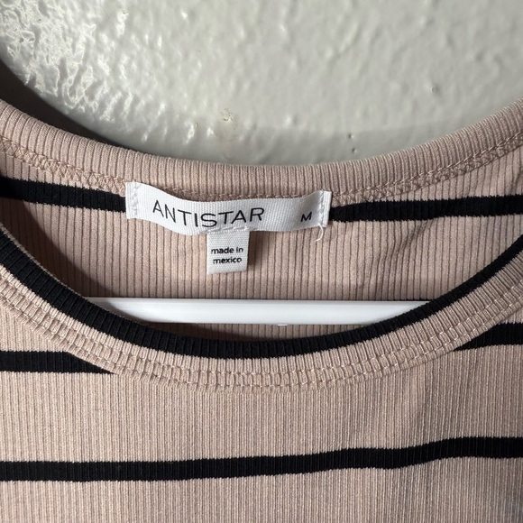 Elegant Striped Midi Dress in Black and Pink - Picture 3 of 4